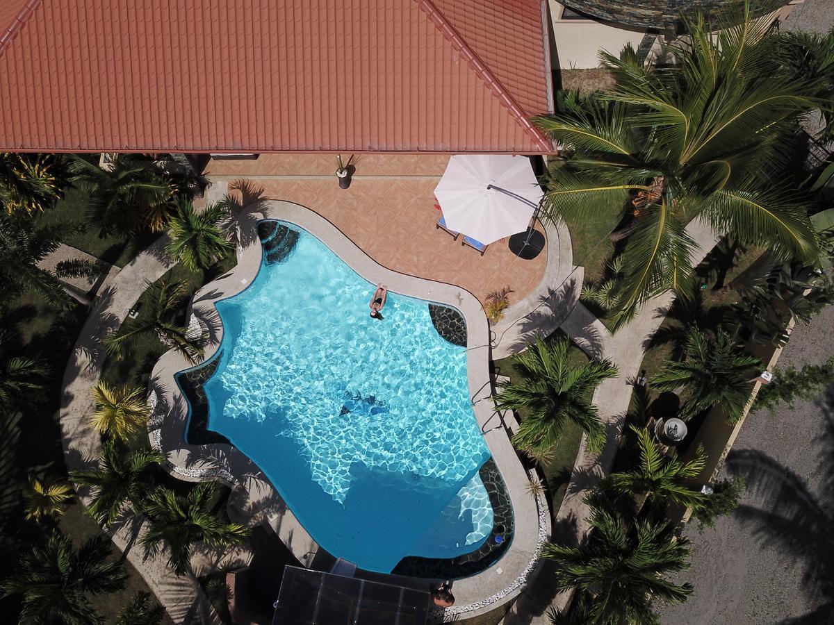 Casa Cataleya Bohol Self-Service Apartments パングラオ エクステリア 写真